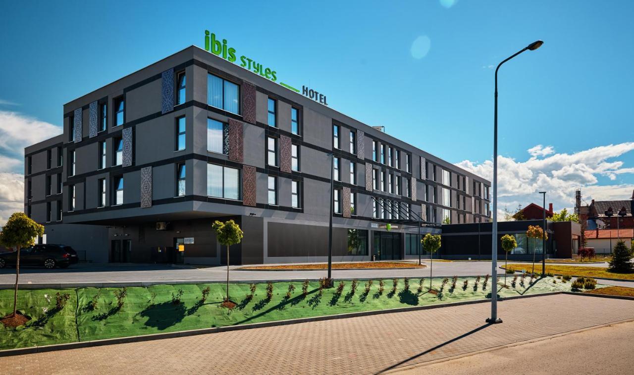 Ibis Styles Nowy Targ Hotel Екстериор снимка